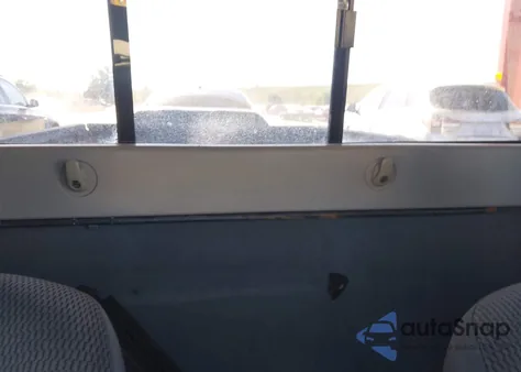 2004 Nissan Frontier Xe z USA, uszkodzony, nr VIN 1N6DD26TX4C419977